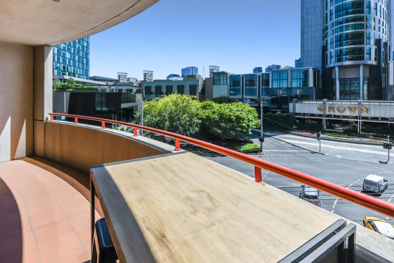 Southbank Tower Apartments Ville de Ville de Melbourne Extérieur photo